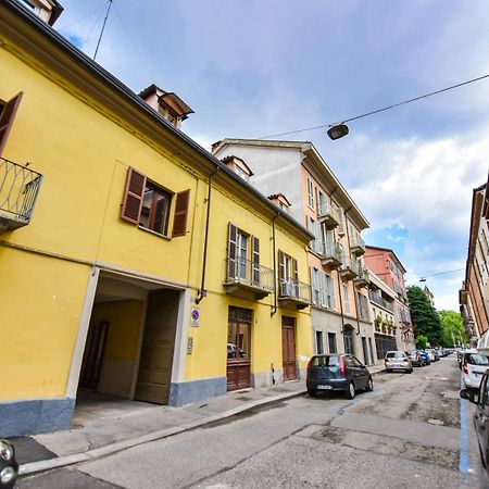 Modern Apartment Piazza Statuto Porta Susa Fs Turin Bagian luar foto
