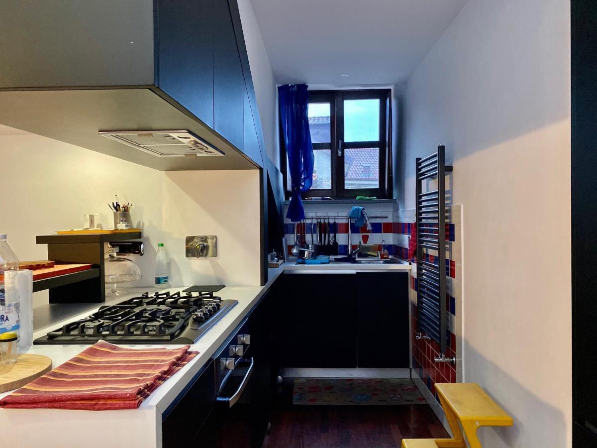 Modern Apartment Piazza Statuto Porta Susa Fs Turin Bagian luar foto