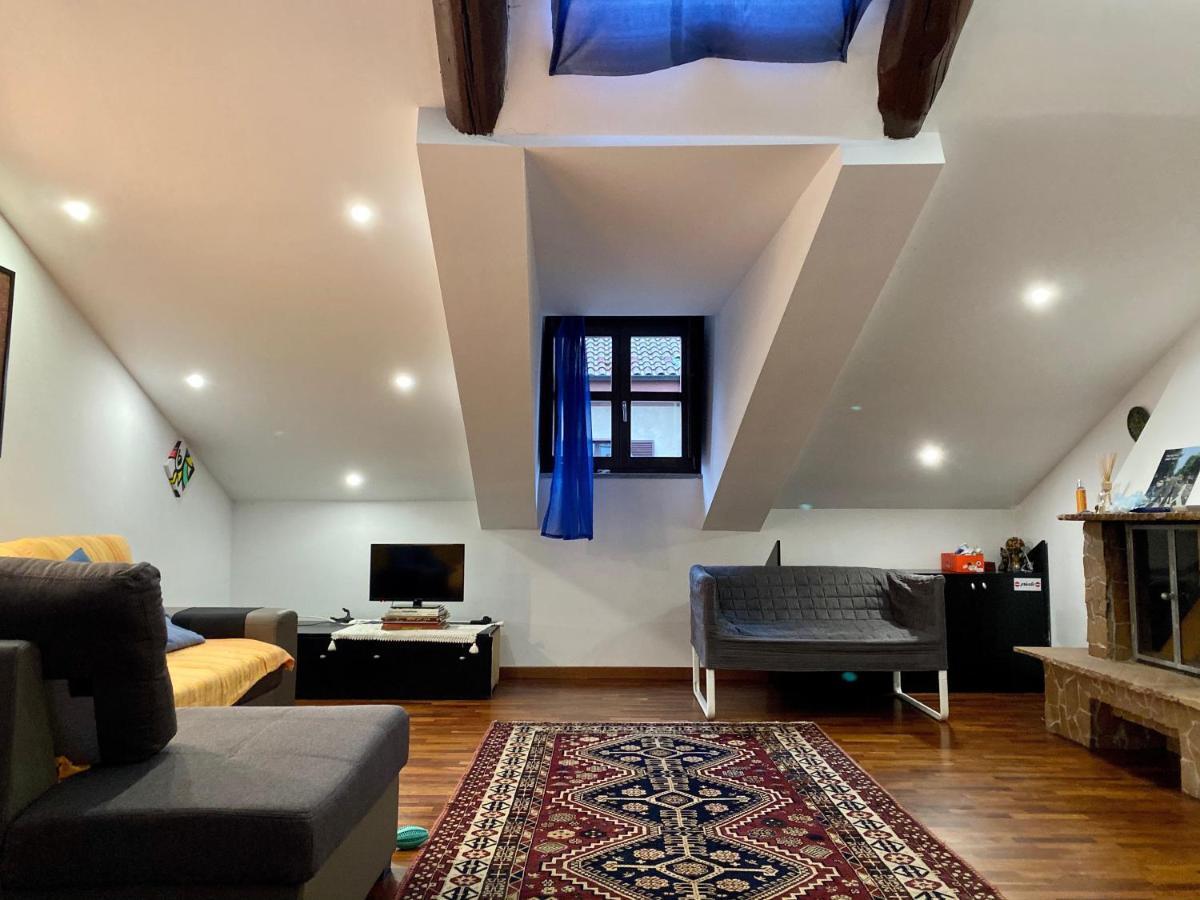Modern Apartment Piazza Statuto Porta Susa Fs Turin Bagian luar foto